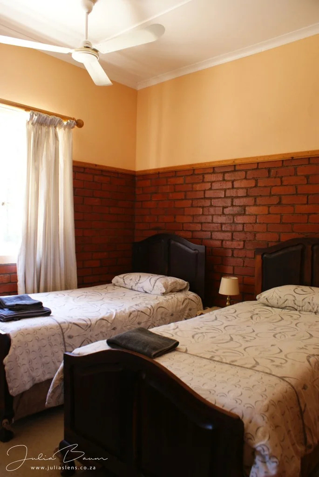 Self-Catering Apartment - Pet friendly