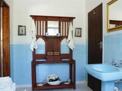 Twin Room - Not pet friendly