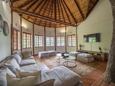 Milima Big 5 Safari Lodge