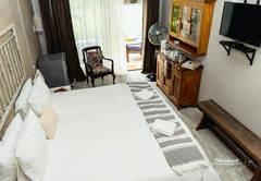 Mirabel Guesthouse
