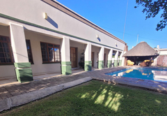 Molopo Naledi Guest Lodge