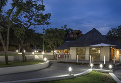 Monate Game Lodge