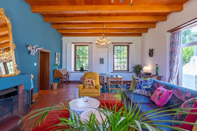 Mont Angelis Manor