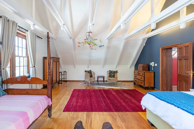 Mont Angelis Manor