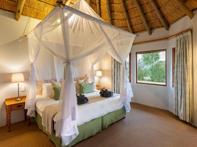 Family Suite (Bath and Shower)