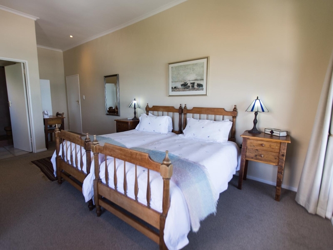 King / Twin Bed Room with Balcony