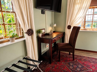 Riverview Room No 3
