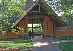 Mopane Bush Lodge