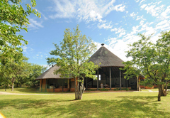 Mopane Bush Lodge