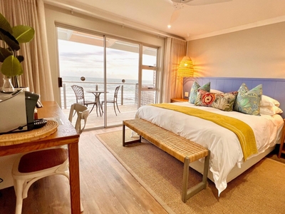 Deluxe Corner Suite with Sea View