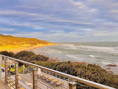 Deluxe Corner Suite with Sea View