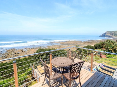 Deluxe Corner Suite with Sea View