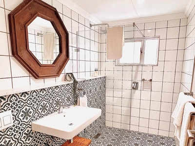 Deluxe Corner Suite with Sea View