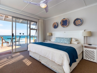 Deluxe King Room with Sea View