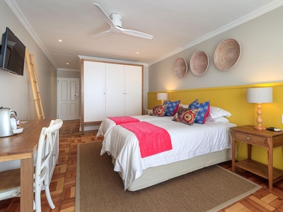 Standard Twin Room with Sea View