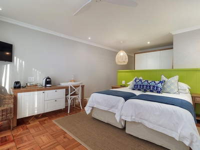 Standard Twin Room with Sea View