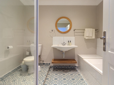 Standard Twin Room with Sea View