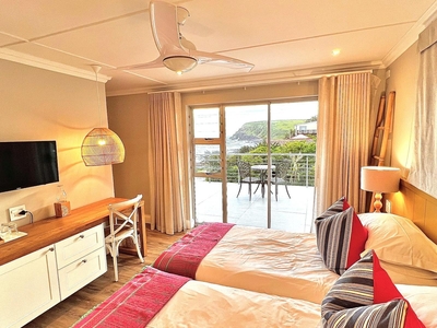 Twin Room with Partial Sea View