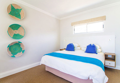 Deluxe Family Suite with Pool and Sea View