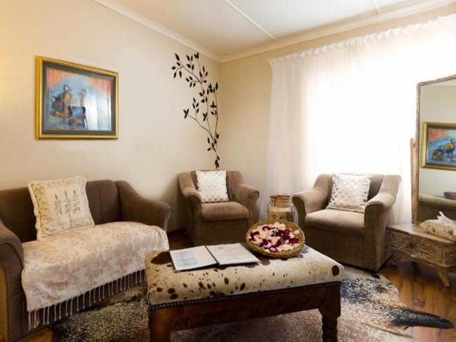 Angelica Garden Suite