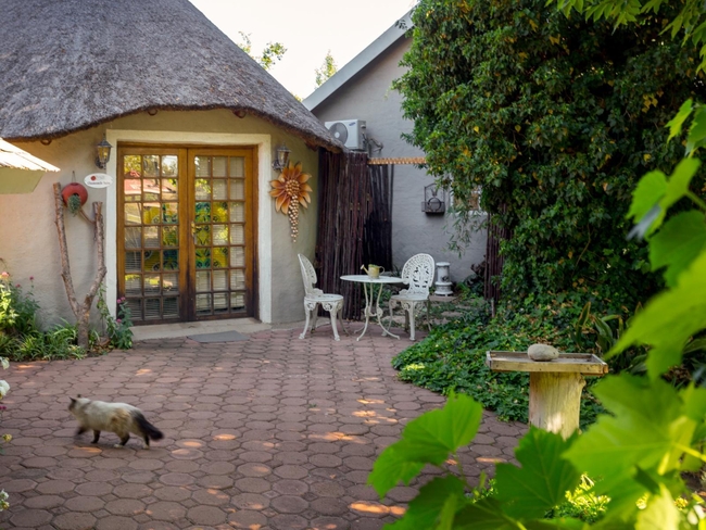 Chamomile Garden Suite