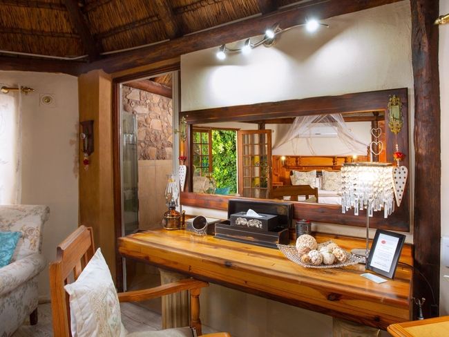 Chamomile Garden Suite