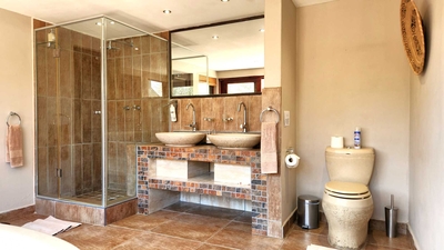 Morokolo Executive Suite