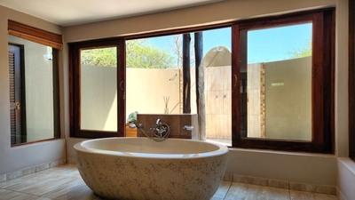 Morokolo Executive Suite