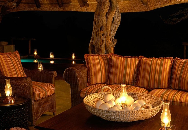 Main lodge lounge @ Pool