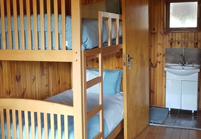 Unit 2 - 4 Sleeper Log Cabin