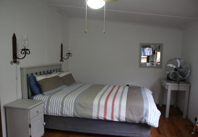 Unit 3 - 4 Sleeper Log Cabin