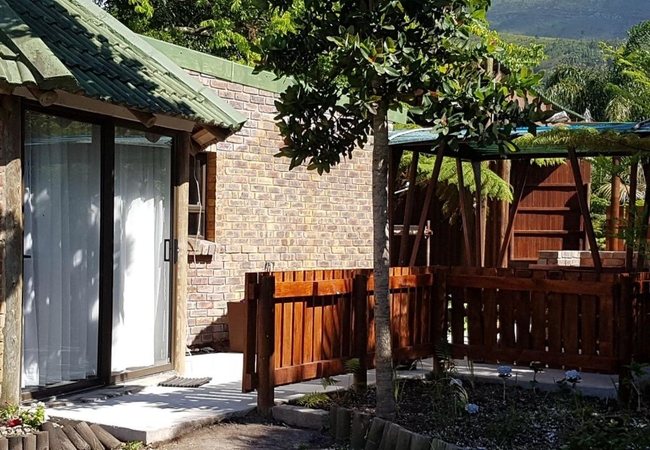 Unit 4 - Luxury 2 Sleeper Cabin