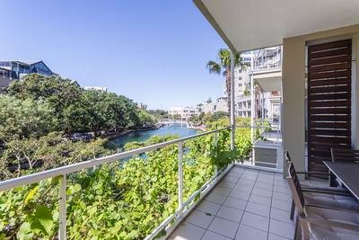 Mountain Marina Two Bedroom Premier 10