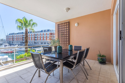 Mountain Marina Two Bedroom Premier 11