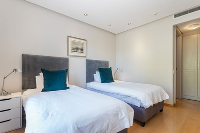 Mountain Marina Two Bedroom Premier 11