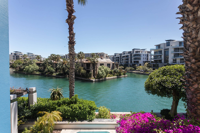Mountain Marina Two Bedroom Premier 9