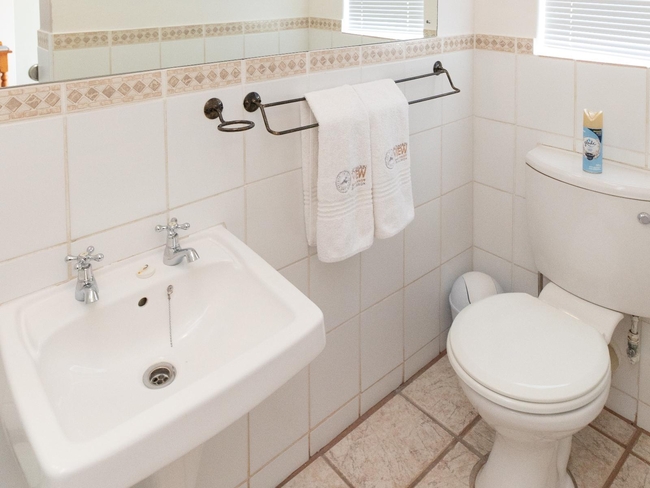 3-Sandveld Twin Room