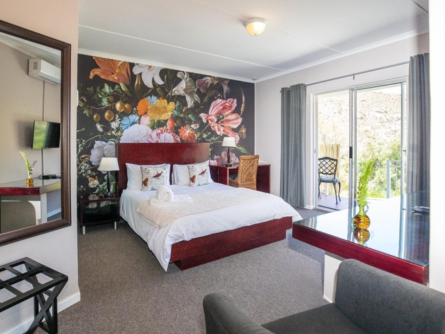 6-Quiver Double Room
