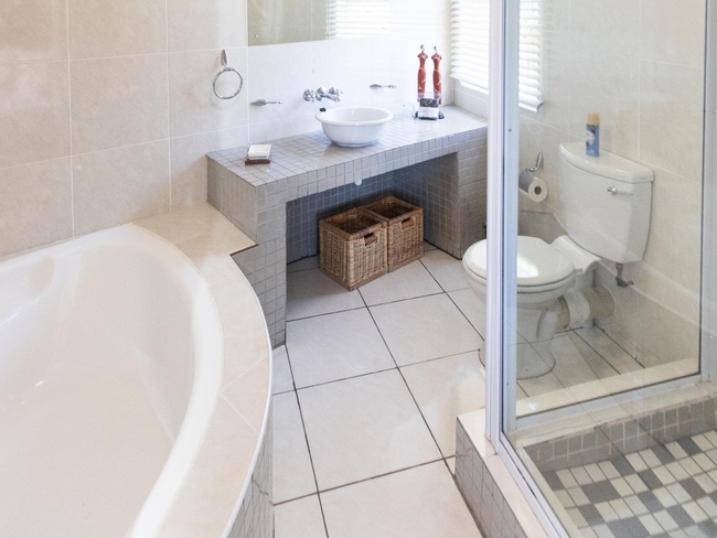 6-Quiver Double Room