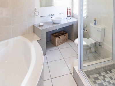 6-Quiver Double Room