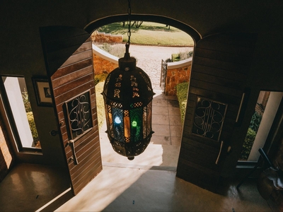 Mount High Luxury Manor House
