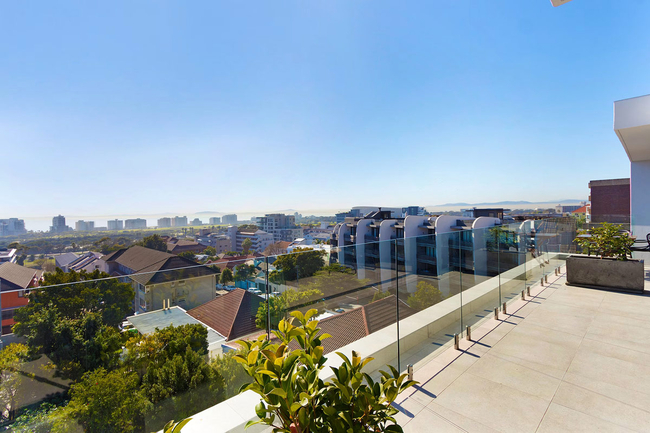 Murex Apartment Three