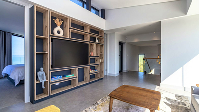 Myoli�Majestic�Villa