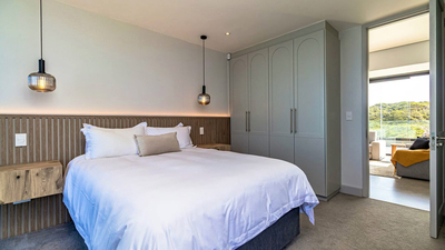 Myoli�Majestic�Villa