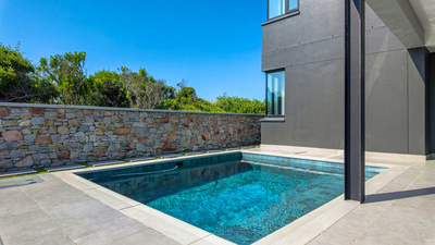 Myoli�Majestic�Villa