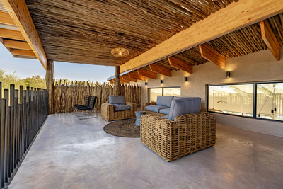 Nare Bush Lodge