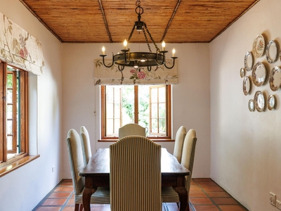 Navarre Residence