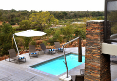 Ngala Luxury Lodge