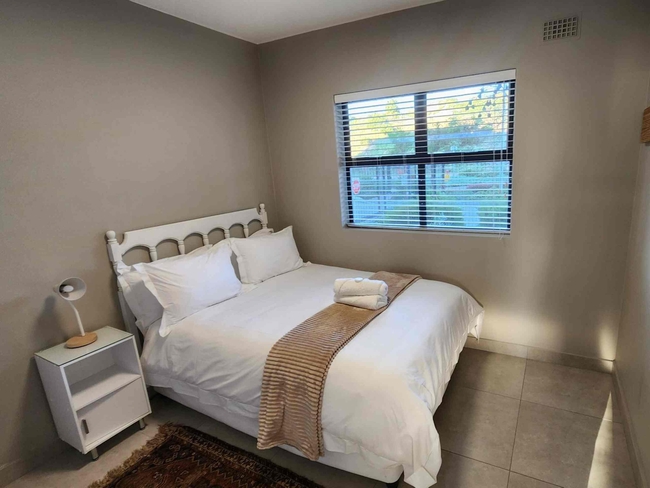 Nivica Lifestyle 16