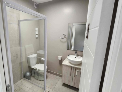 Nivica Lifestyle 16